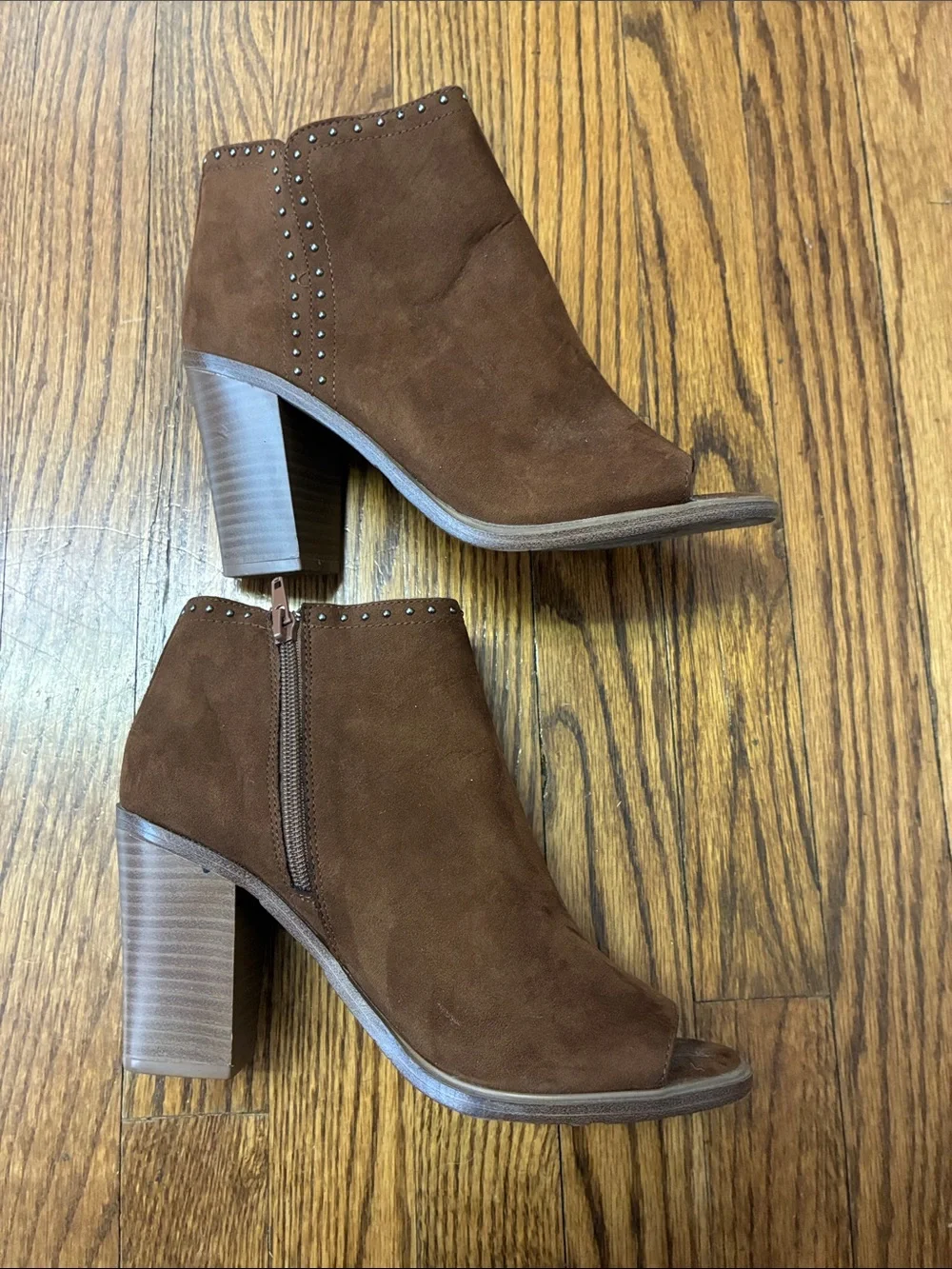 Portland boot company Brown Suede Open-Toe Ankle Booties with Stud Trim size 7.5